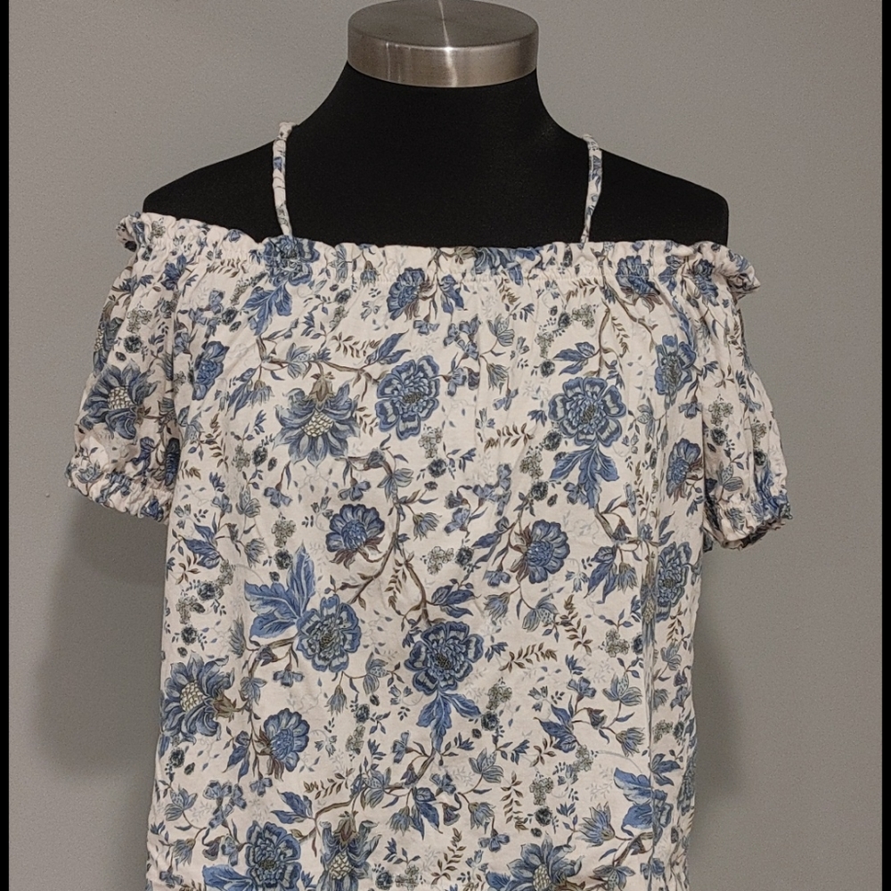 Off the shoulder shirt